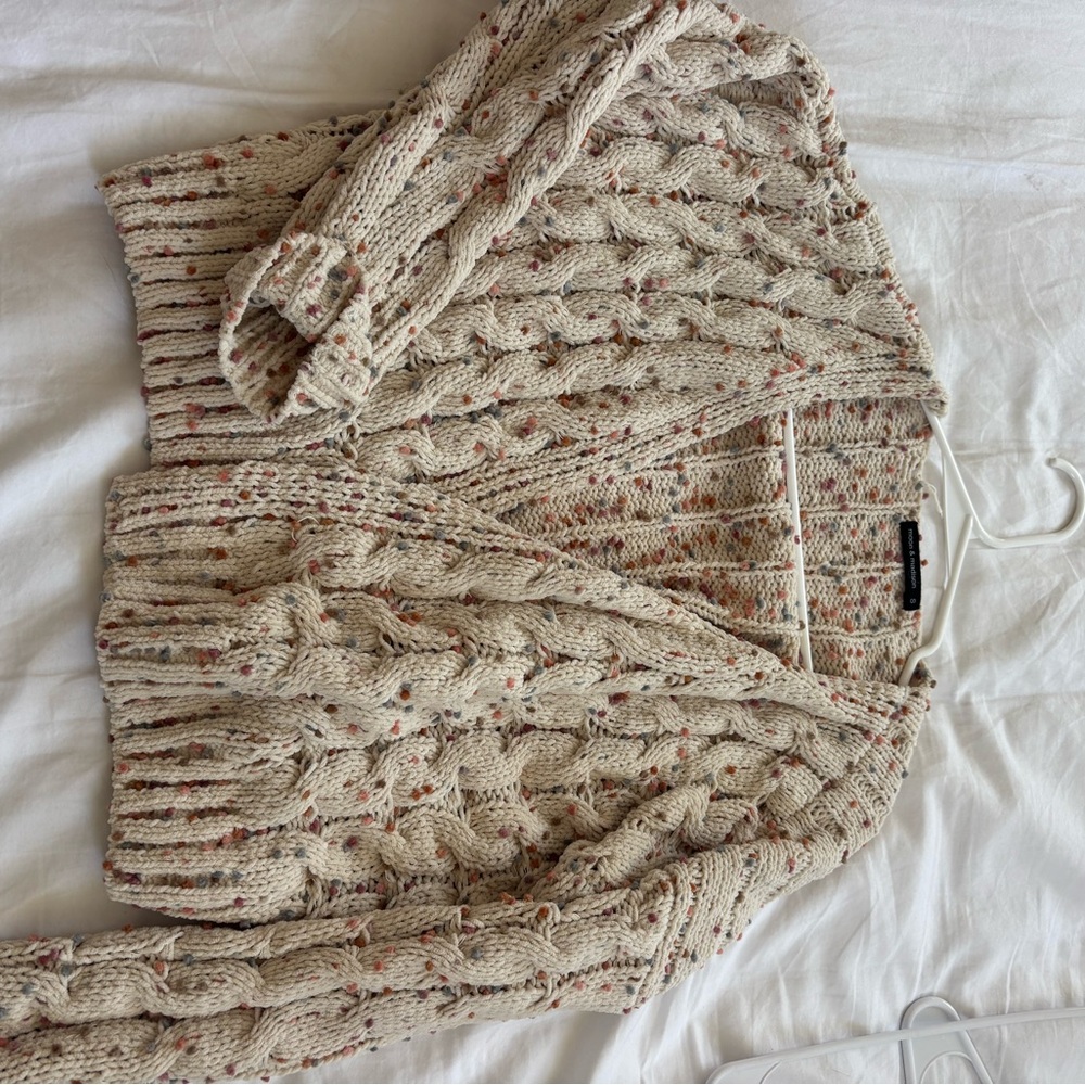 Women's Cable Knit Sweater - Cream